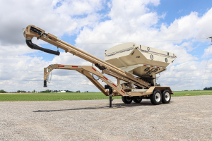 3960XL Seed Tender  06 